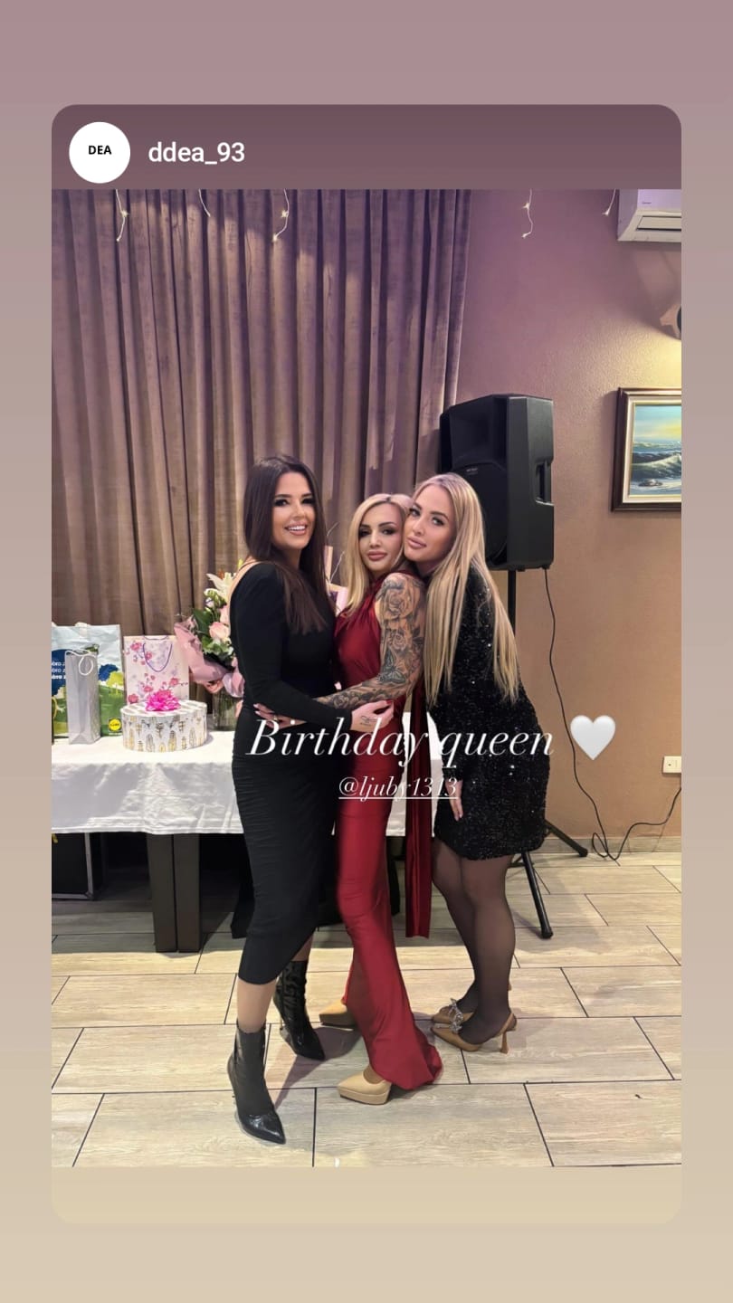 Customer photo review of WET DRESS WINE RED