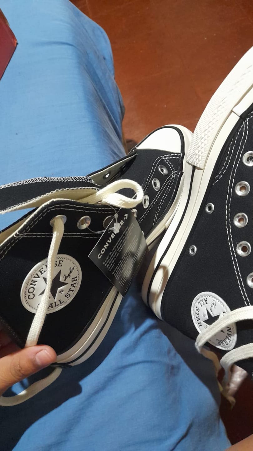Customer photo review of Zapatillas Converse Chuck 70 Hi Negro Blanco