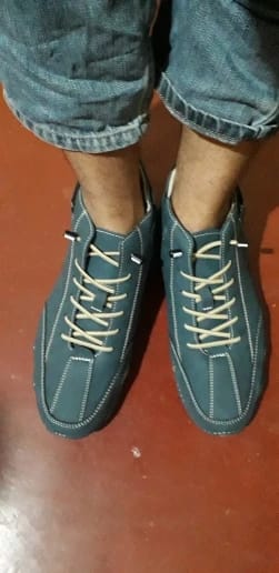 Customer photo review of Microfiber High-Top Sneakers Non-Slip Breathable Cushioned Insole Ergonomic Fit — Red | KIMLUD