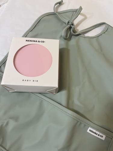 Customer photo review of Babero Sea Mint  Nenina & Co