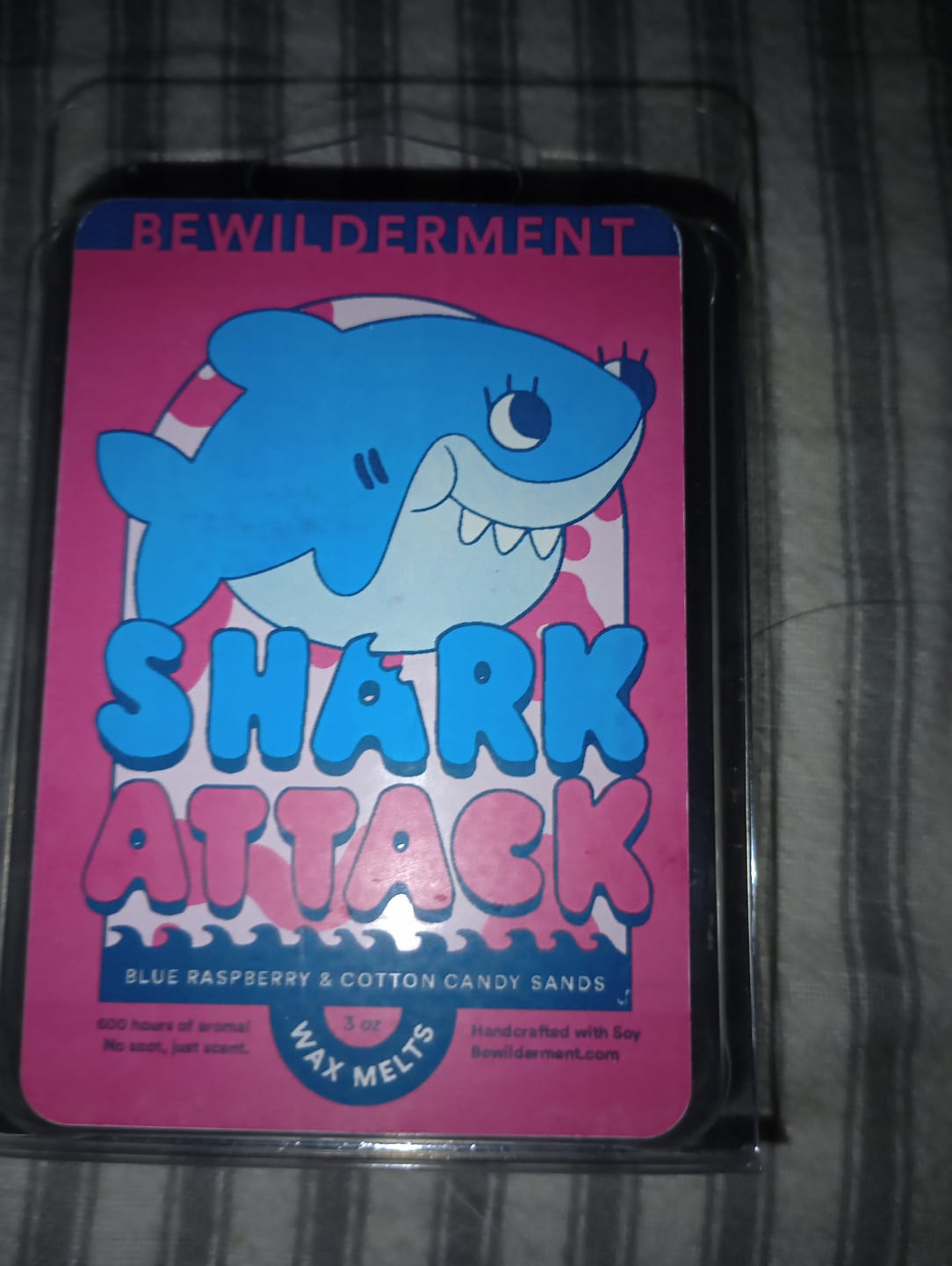 Customer photo review of Shark Attack Wax Melts