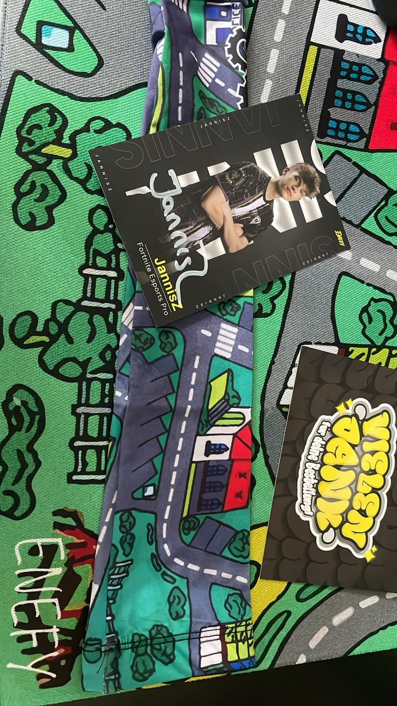 Customer photo review of Mousepad Car-Mat