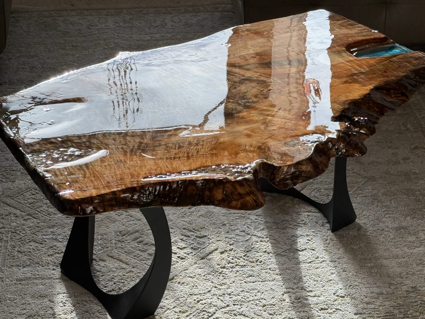 Customer photo review of Coffee Table Legs 212 Cleo 16H Modern DIY Furniture