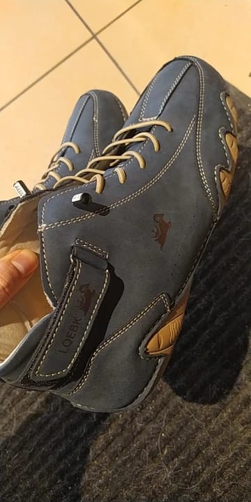Customer photo review of Microfiber High-Top Sneakers Non-Slip Breathable Cushioned Insole Ergonomic Fit — Red | KIMLUD
