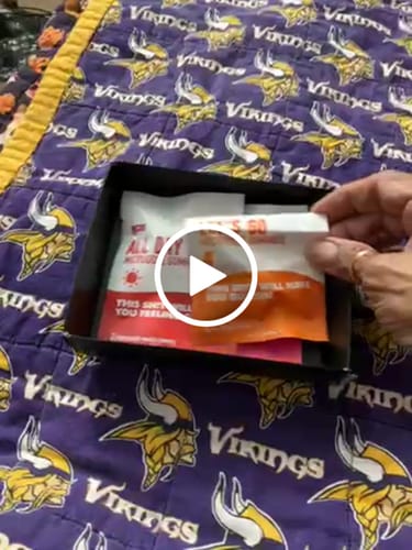 Customer video review of MCRO Sample Box