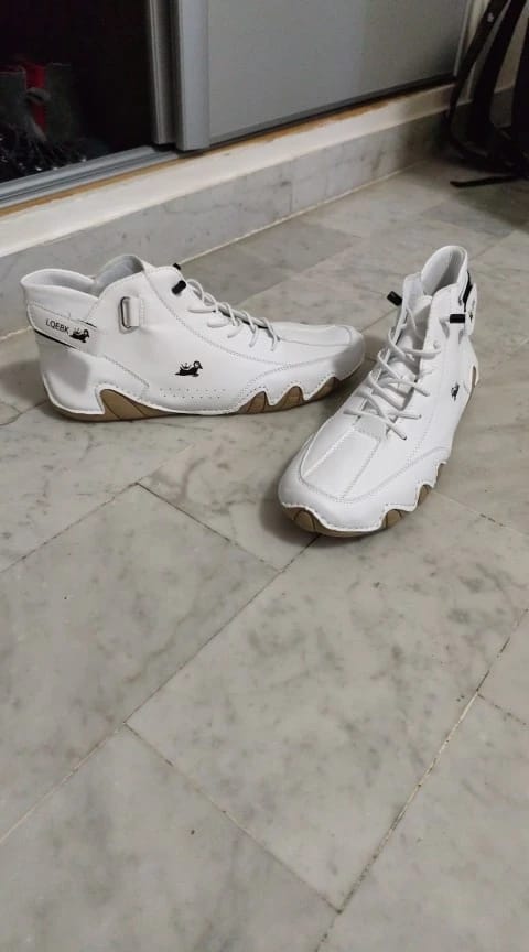 Customer photo review of Microfiber High-Top Sneakers Non-Slip Breathable Cushioned Insole Ergonomic Fit — Red | KIMLUD
