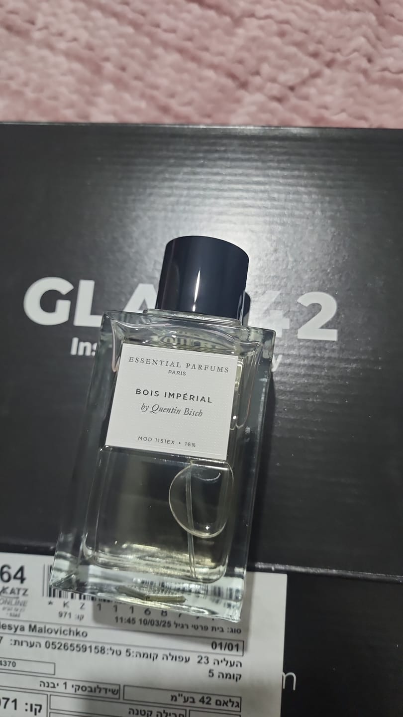 Customer photo review of Essential Parfums Bois Imperial by Quentin Bisch Refillable Edp 100ml בושם אסנשיאל פרפיום יוניסקס
