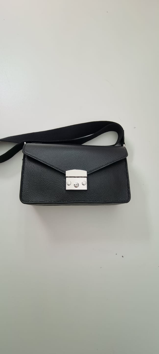 Customer photo review of DIY-Box: The Ultimate Crossbody