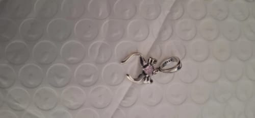 T. O. review of 925 Sterling Silver Pink Bow Charm image 1 out of 1