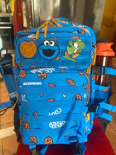 Customer photo review of Mochila Táctica V1 45L All In Donuts