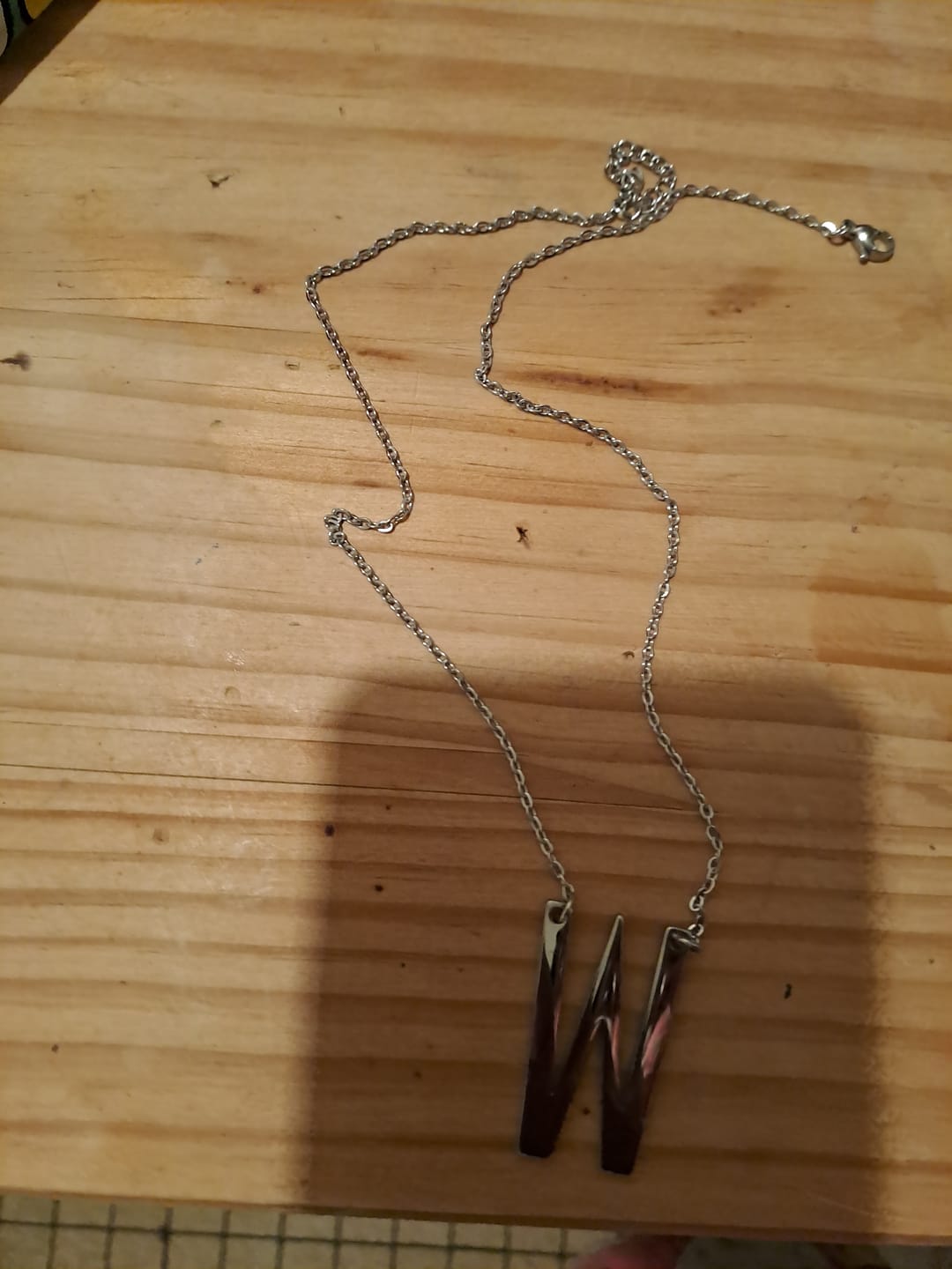 Customer photo review of Collier personnalisé Initiale (Lettre Majuscule)