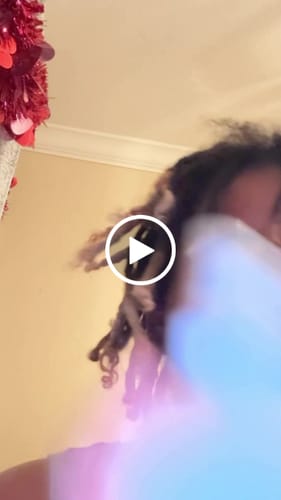 Customer video review of Peach & Honey Mist