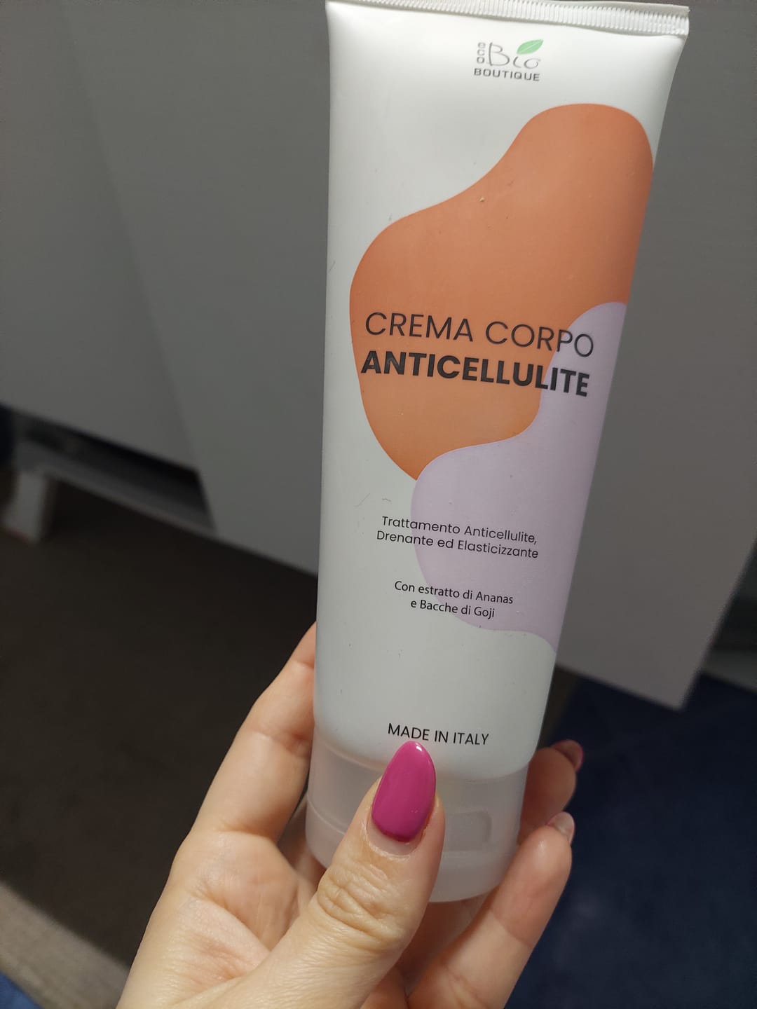 Customer photo review of Crema Corpo Anticellulite