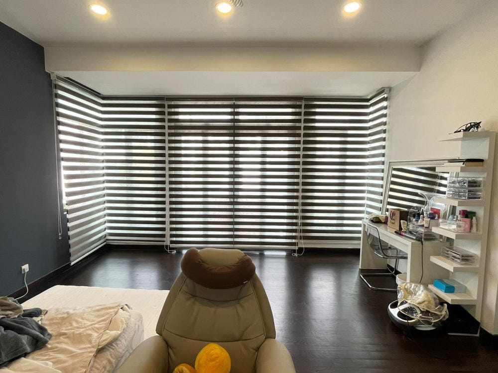 Customer photo review of Bira Luxury Designer Blackout Zebra Blinds