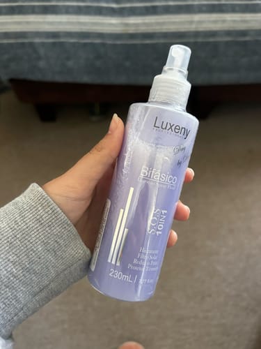 Reseña con foto de un cliente sobre Spray Bifásico 10 en 1 230 ml