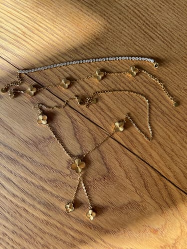 Kundenbewertung mit Foto zu Deluxe Clover Kette