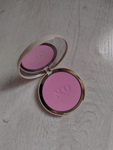 Customer photo review of Blush pudra cu efect de blurare