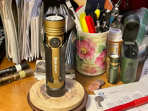 Customer photo review of OLIGHT SEEKER4PRODTREGULAR Seeker 4 Pro High Power Flashlight - Desert Tan CW(5700~7000K)