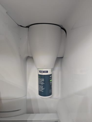 Customer photo review of Glacier Fresh Compatible with GE XWFE Refrigerator Water Filter(with chip)