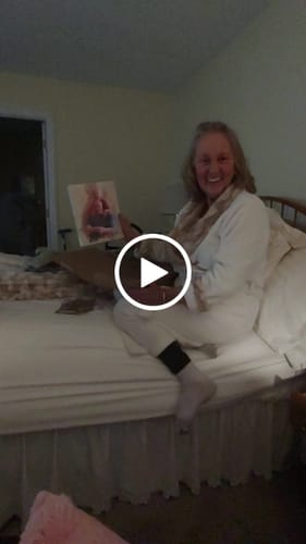 Customer video review of Personalized photo Painting