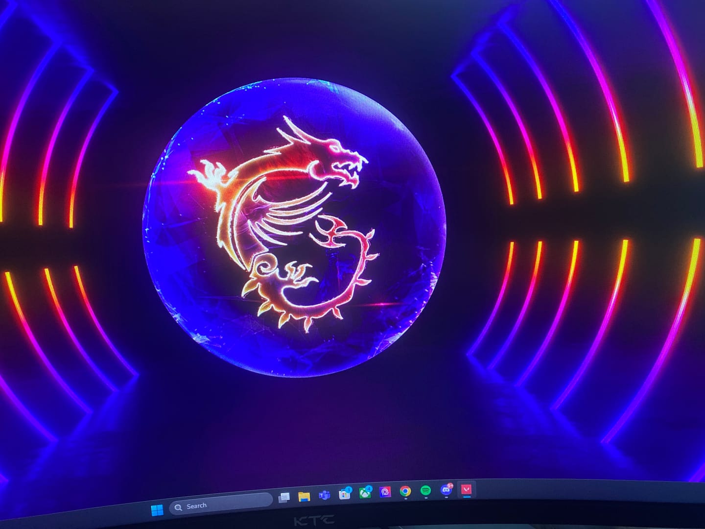 Customer photo review of KTC H32S17F Curved Gaming Monitor
