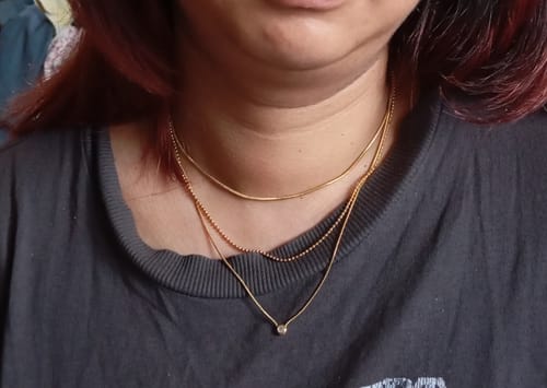 Customer photo review of Golden Layers With Stone Necklace