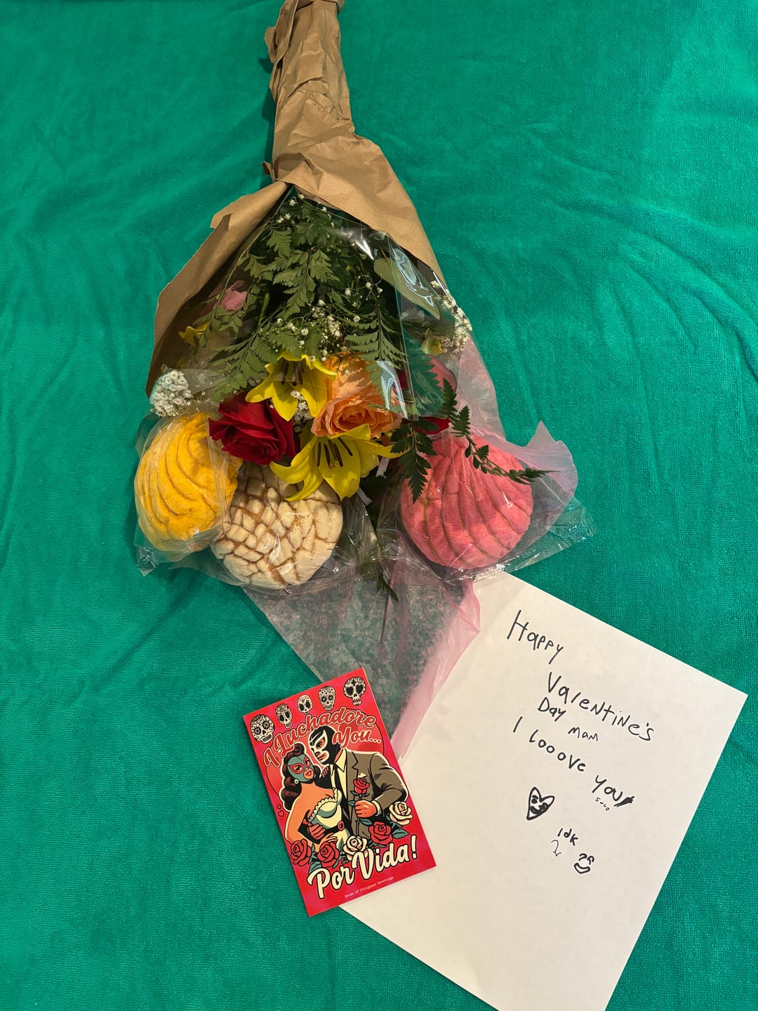 Customer photo review of I Luchadore You Por Vida Valentine Love Greeting Card