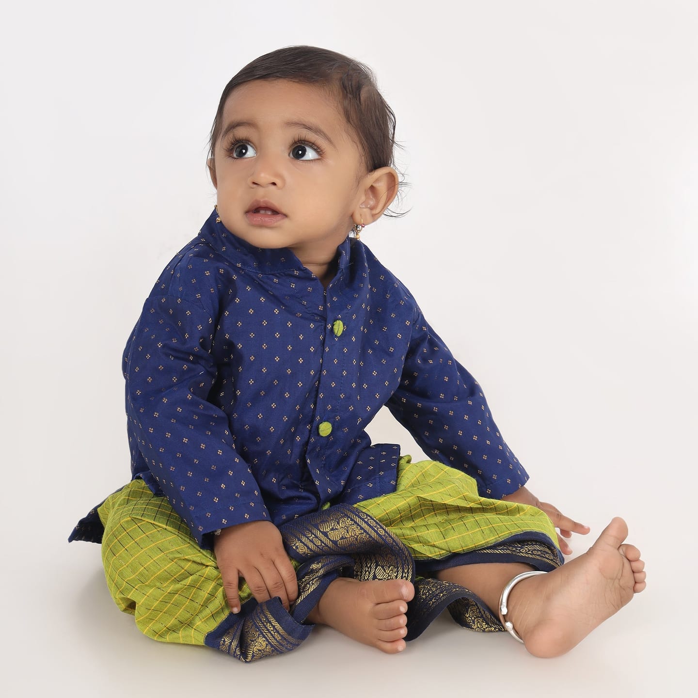 Customer photo review of Green and navy blue embroidered kurta dhoti ethnic dress for baby boy