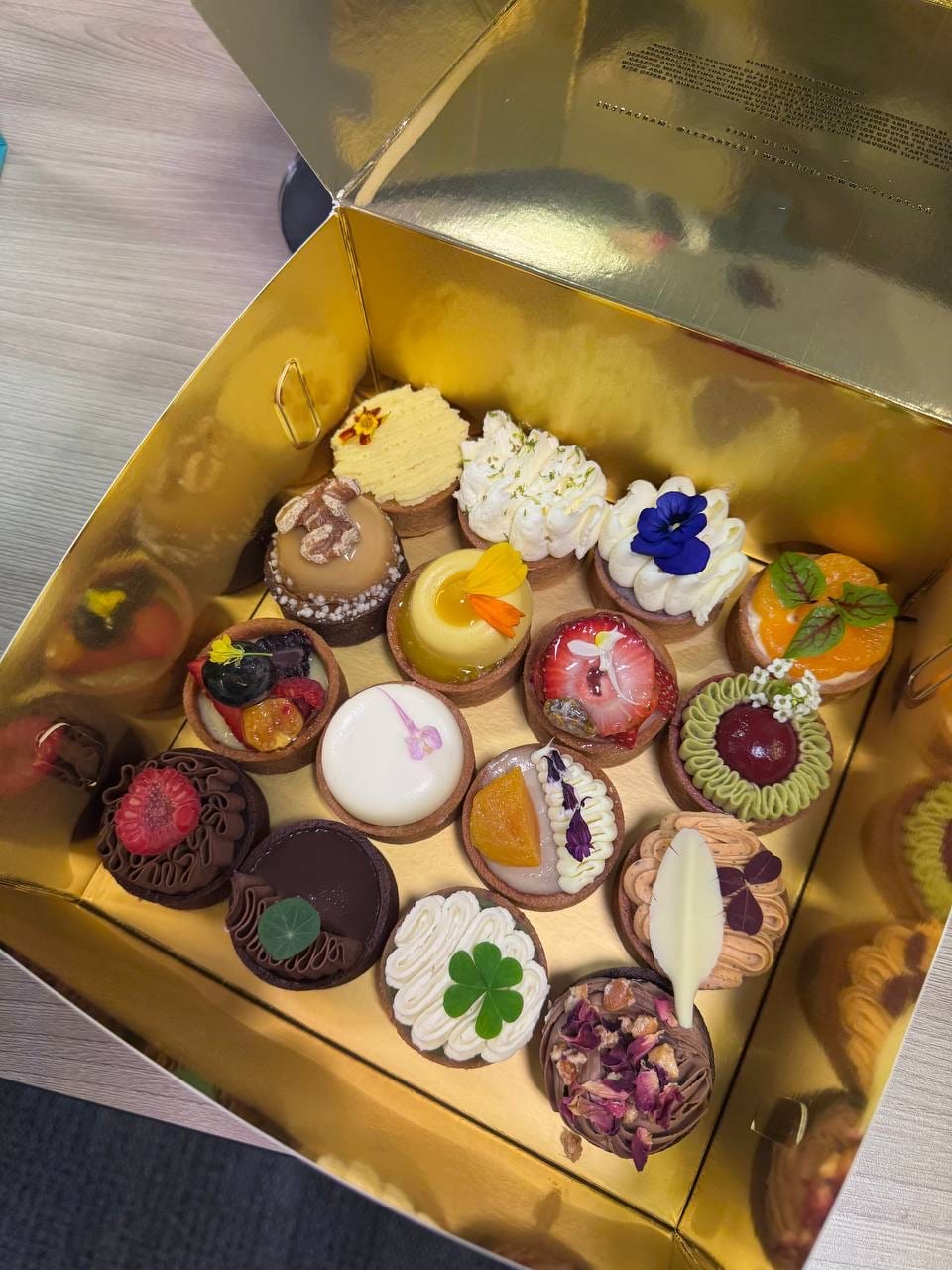 Customer photo review of The Dessert Connoisseur 16pcs