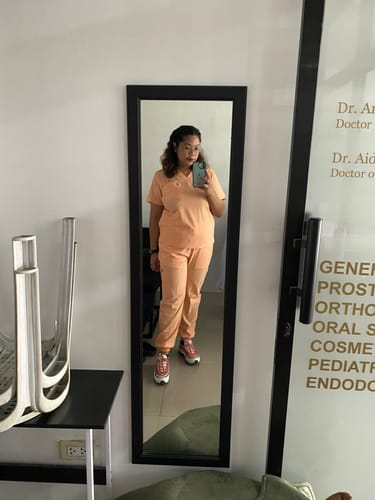 Customer photo review of 4-Pocket MoveTech® Scrub Top - Women / Mellow Melon