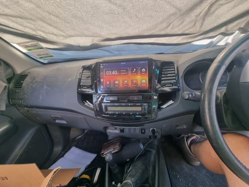 Customer photo review of Toyota Hilux N70 2006-2015 Apple CarPlay and Android Auto Plug and Plug Head Unit Upgrade Kit