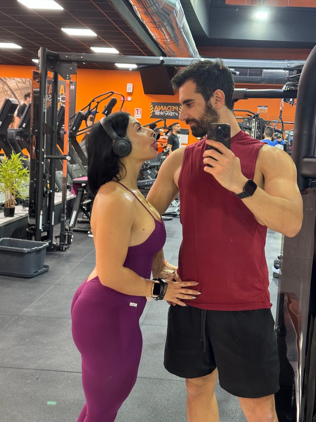 Customer photo review of Jumpsuit Lunga Teti Bretelline Dark Purple