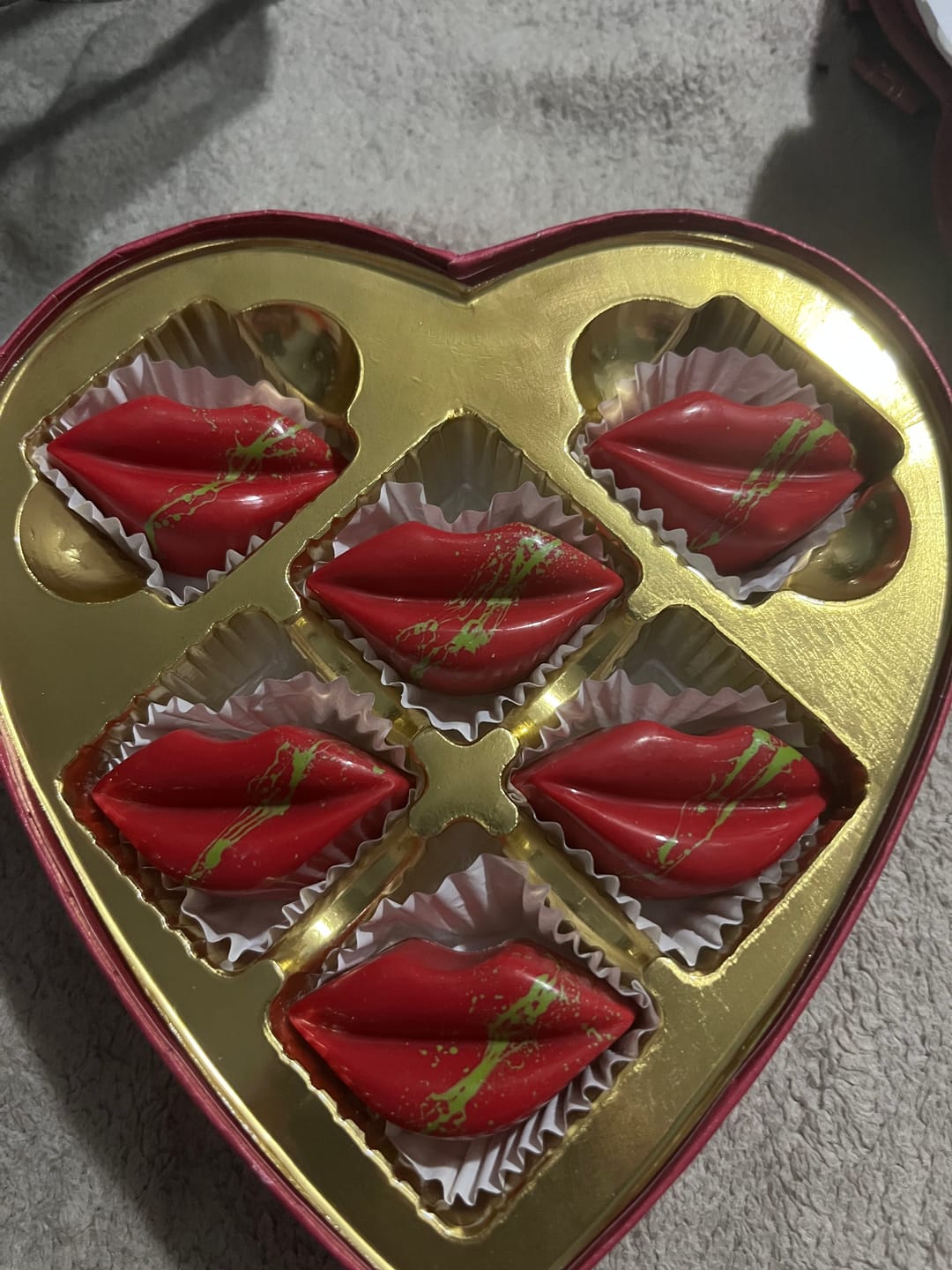 Customer photo review of Dubai Bites, Knafeh Kisses, 6 piece