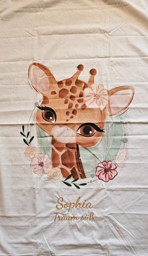 Customer photo review of Kinderbettwäsche mit Namen bestickt - Motiv Giraffe - 100x135cm - 100% Baumwolle