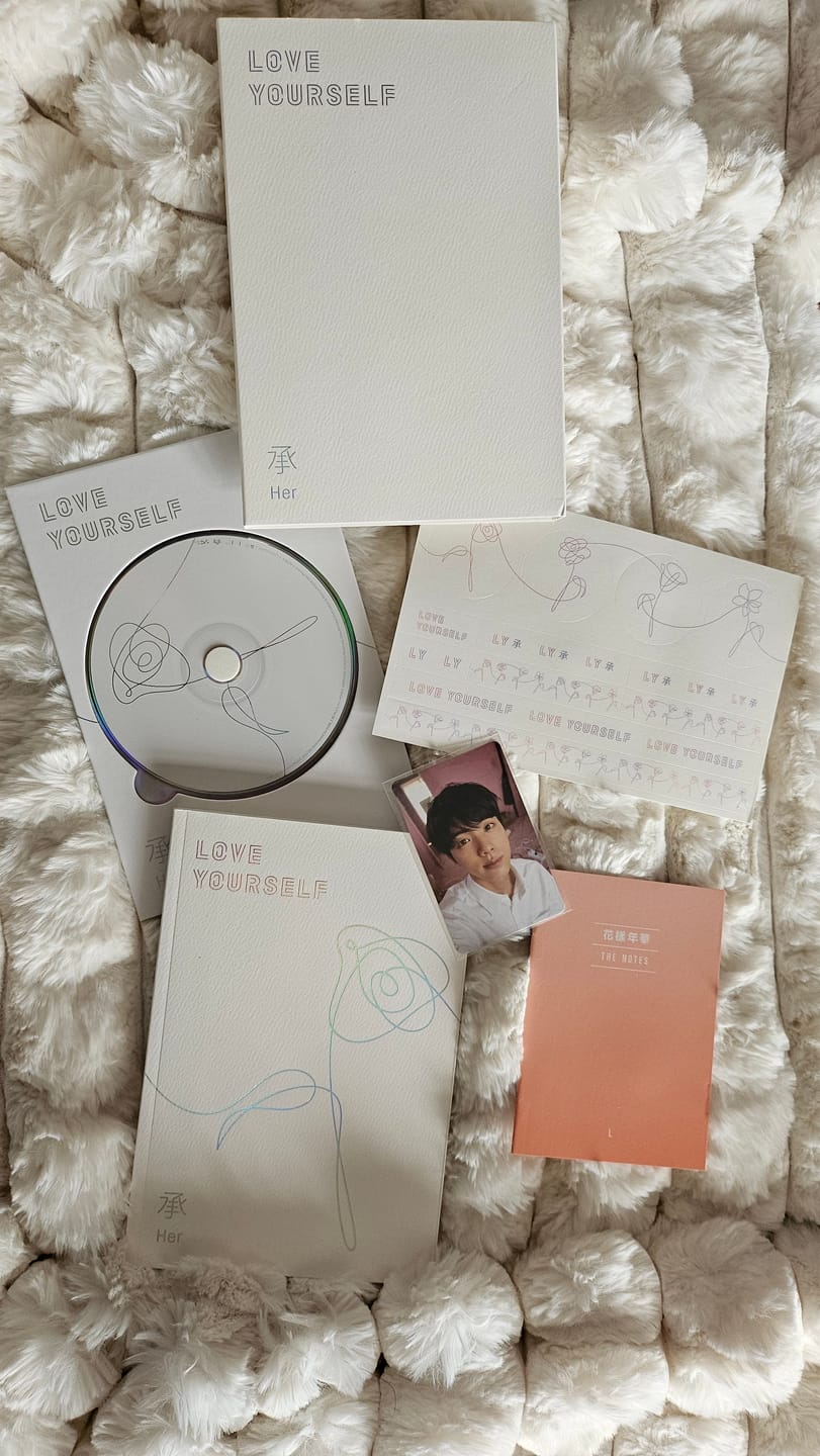 Customer photo review of BTS - 5TH MINI MINI ALBUM LOVE YOURSELF 承 Her