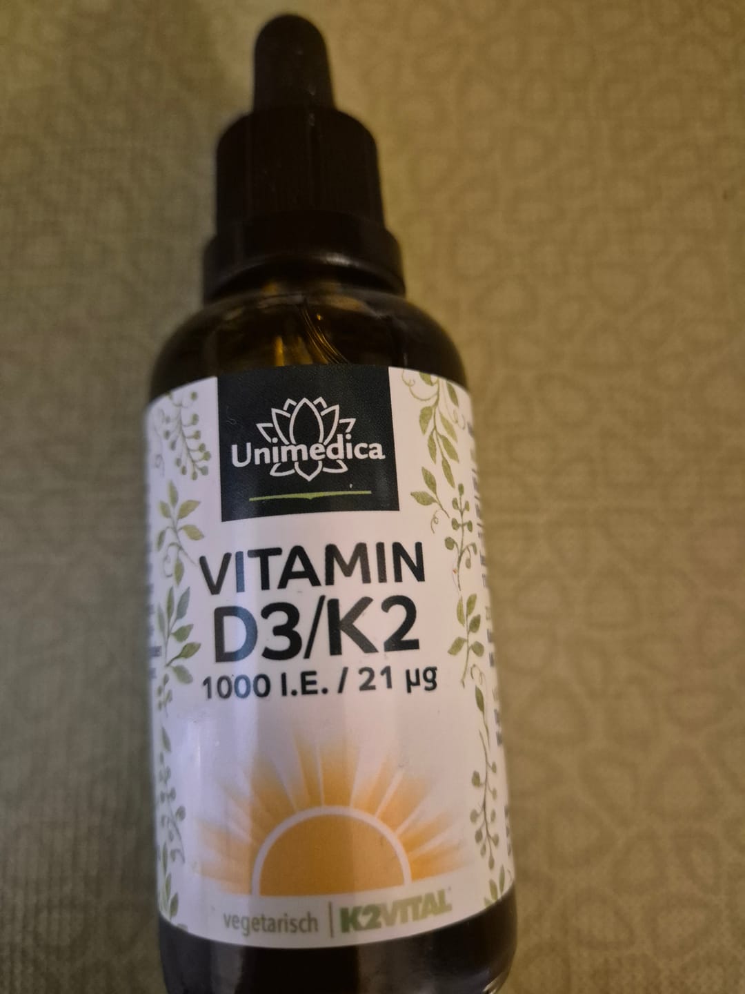 Customer photo review of Vitamin D3 / K2 MK7 All-trans - K2VITAL® - D3 1000 I.E. 25 µg / K2 21 µg pro Tagesdosis - 50 ml