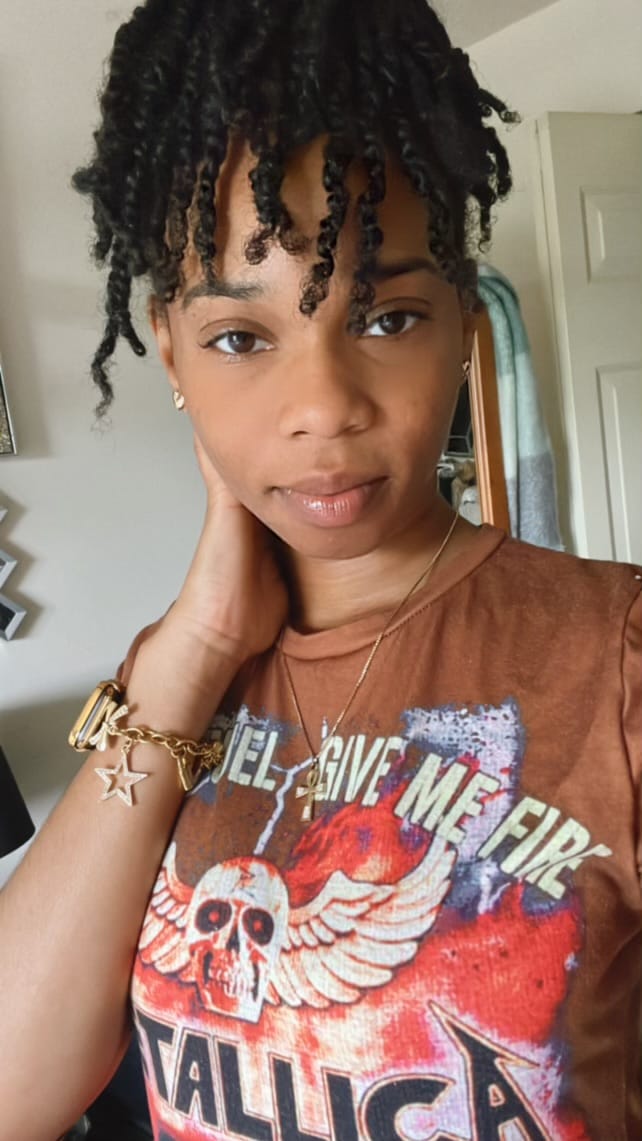 Customer photo review of HAIR SHED VOLUMIZING ROOT SPREAD Tea Spritzer/Herbal Leave-in