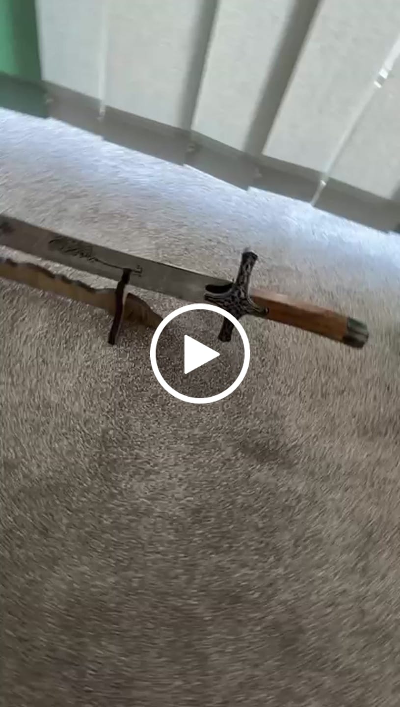 Customer video review of Osmanisches Yalmanli Schwert Osmanli Kilic