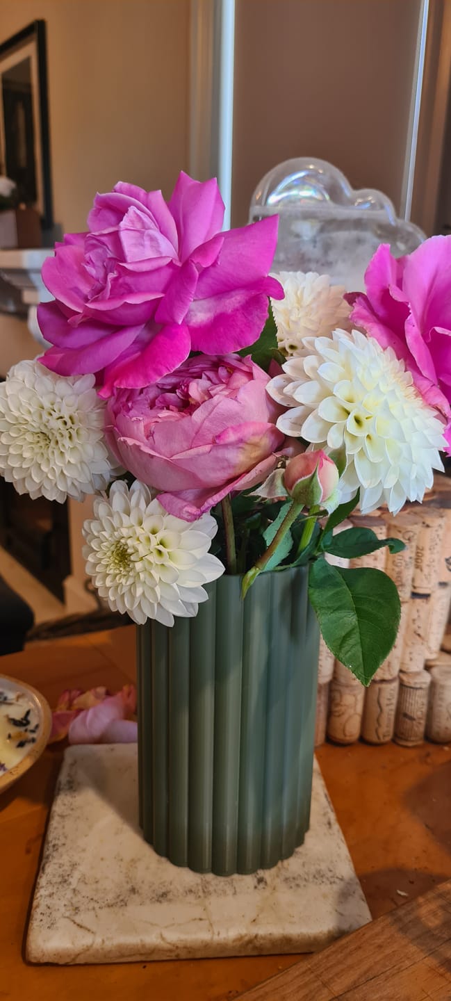 Customer photo review of The Frankie Vase