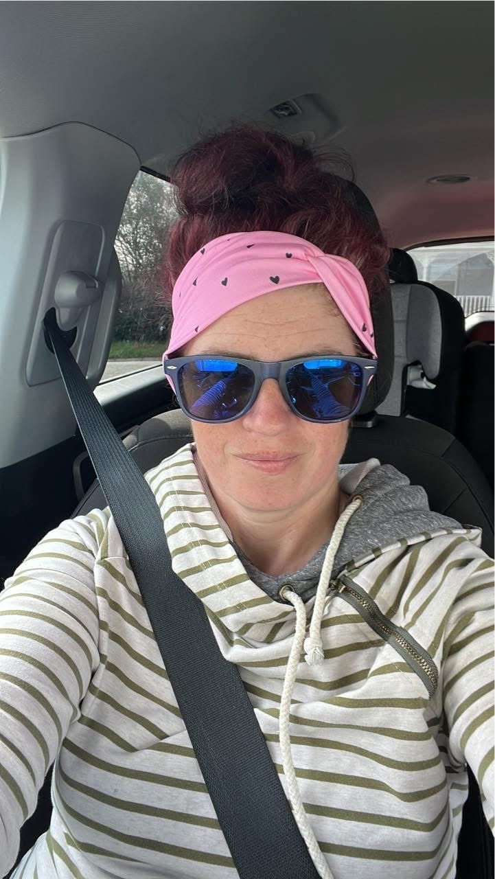 Customer photo review of Pink & Black Heart Headband