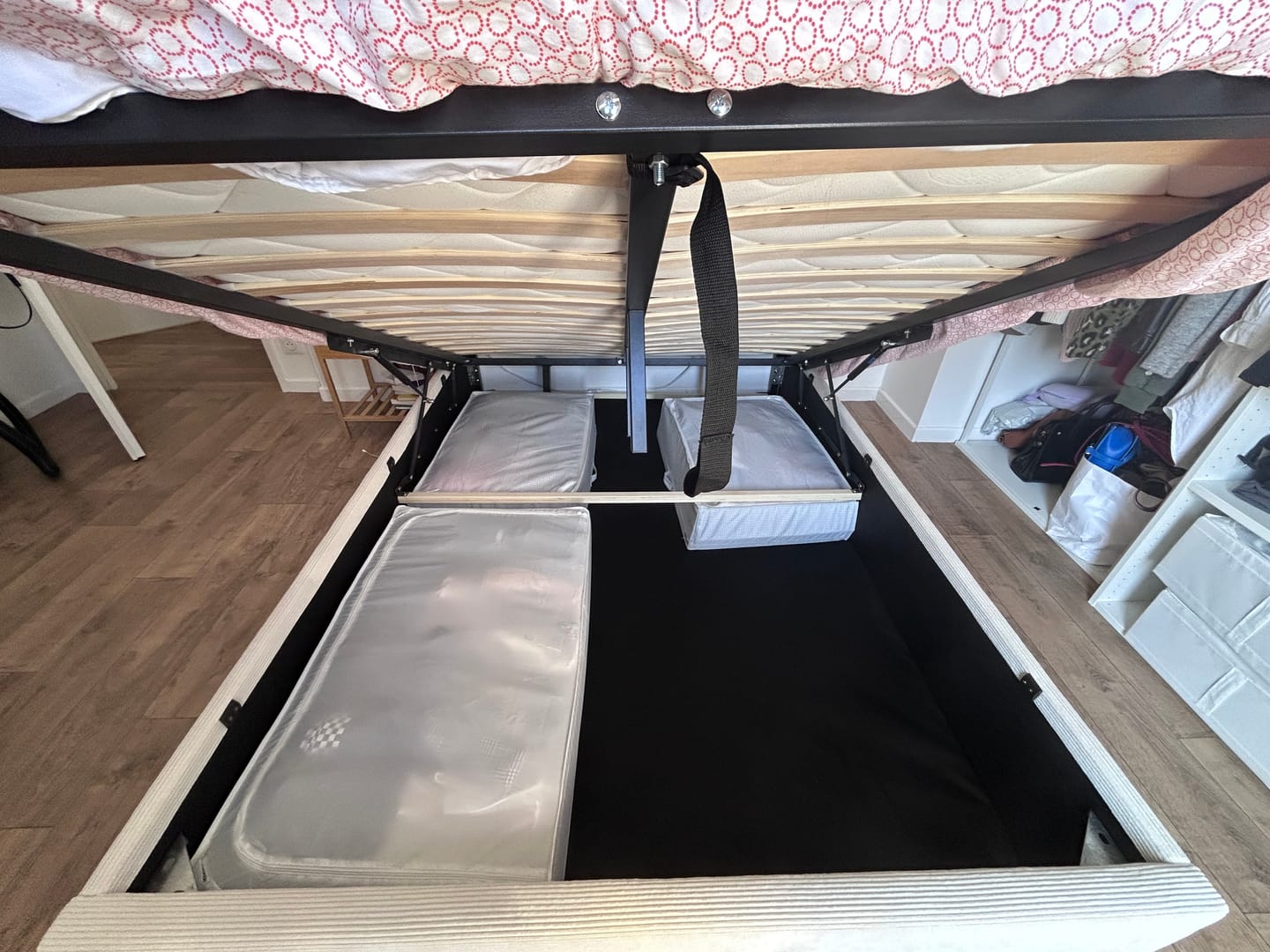 Customer photo review of Lit coffre - MATHILDA
