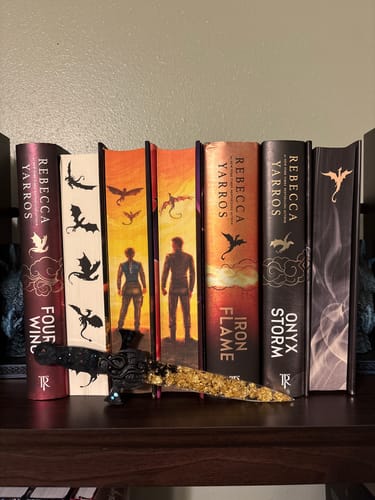 Customer photo review of Book Daggers