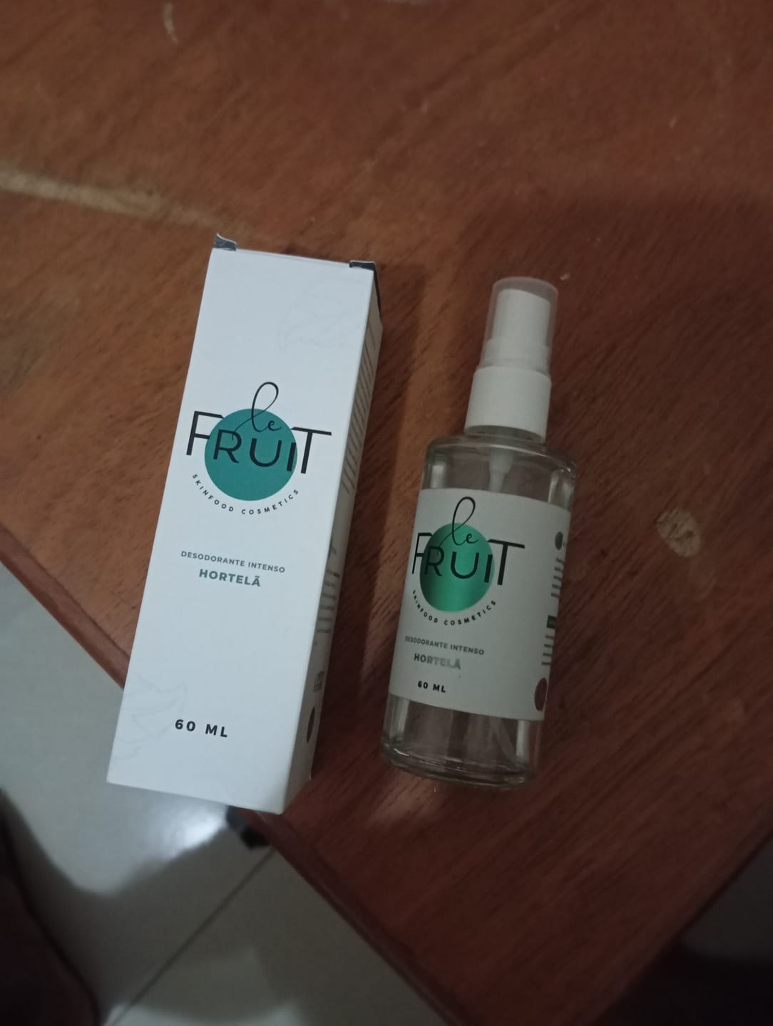 Customer photo review of Desodorante Longa Duração