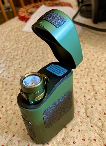 Customer photo review of OLIGHT BATON4KITODG Baton 4 Powerful EDC Flashlight 1300 Lumens - OD Green - Premium (With Charging Case)