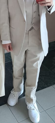 Customer photo review of Air Force 1 “Classic White”