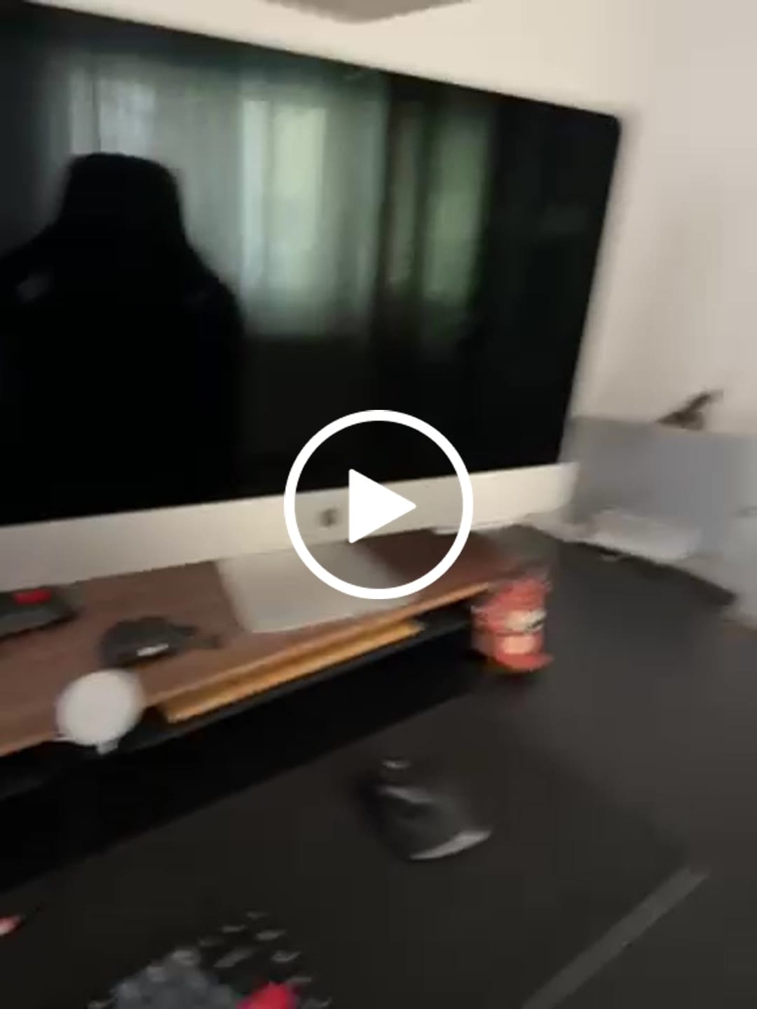 Customer video review of Edifier Desktop Speaker Stand Wood