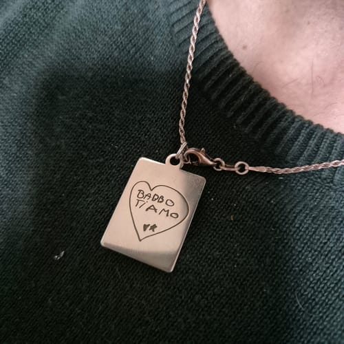 Customer photo review of Collana con scrittura a mano reale incisa Rettangolare Maglia Corda