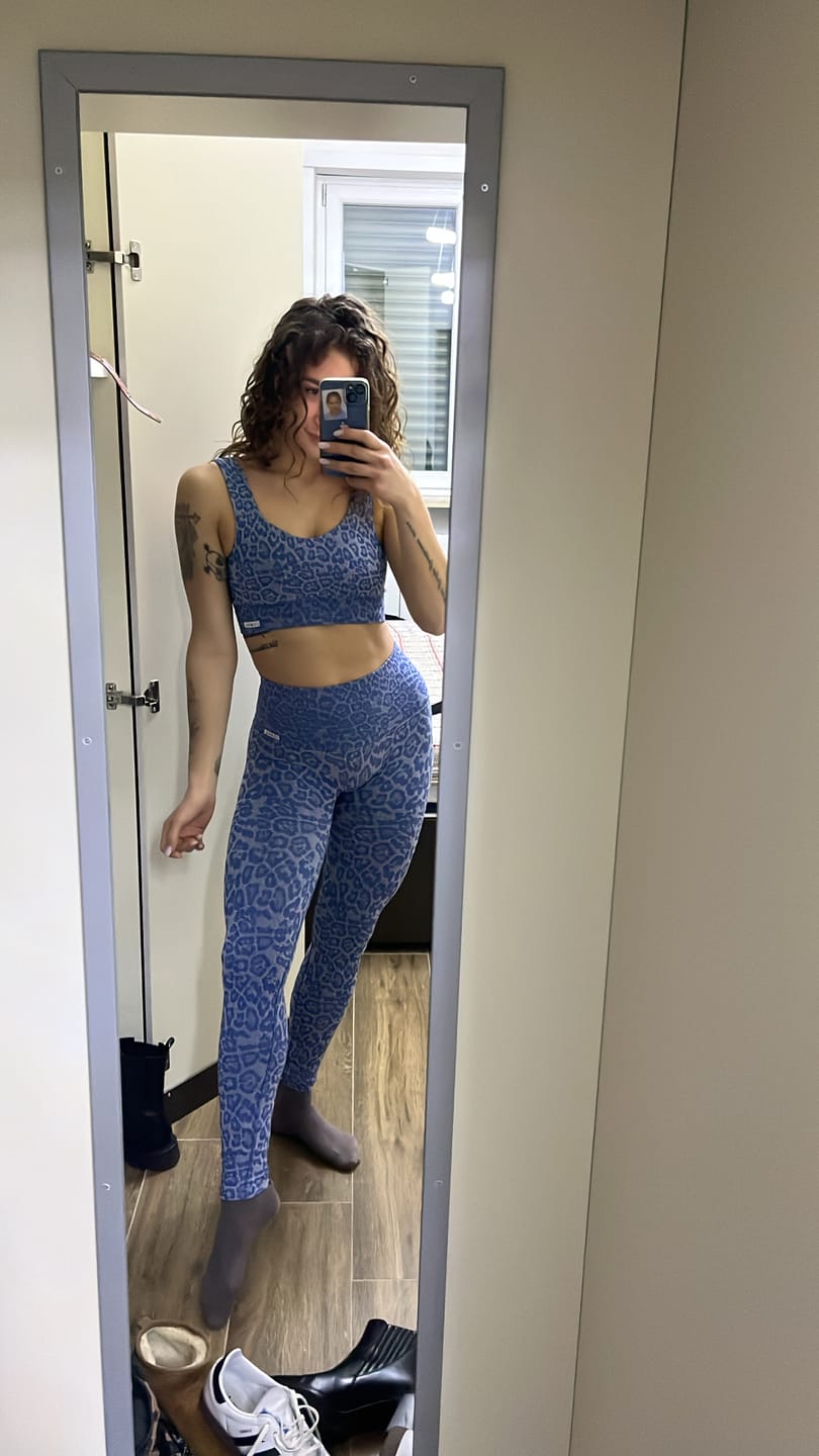 Customer photo review of Leggings Push up Gym Fashion Blu notte