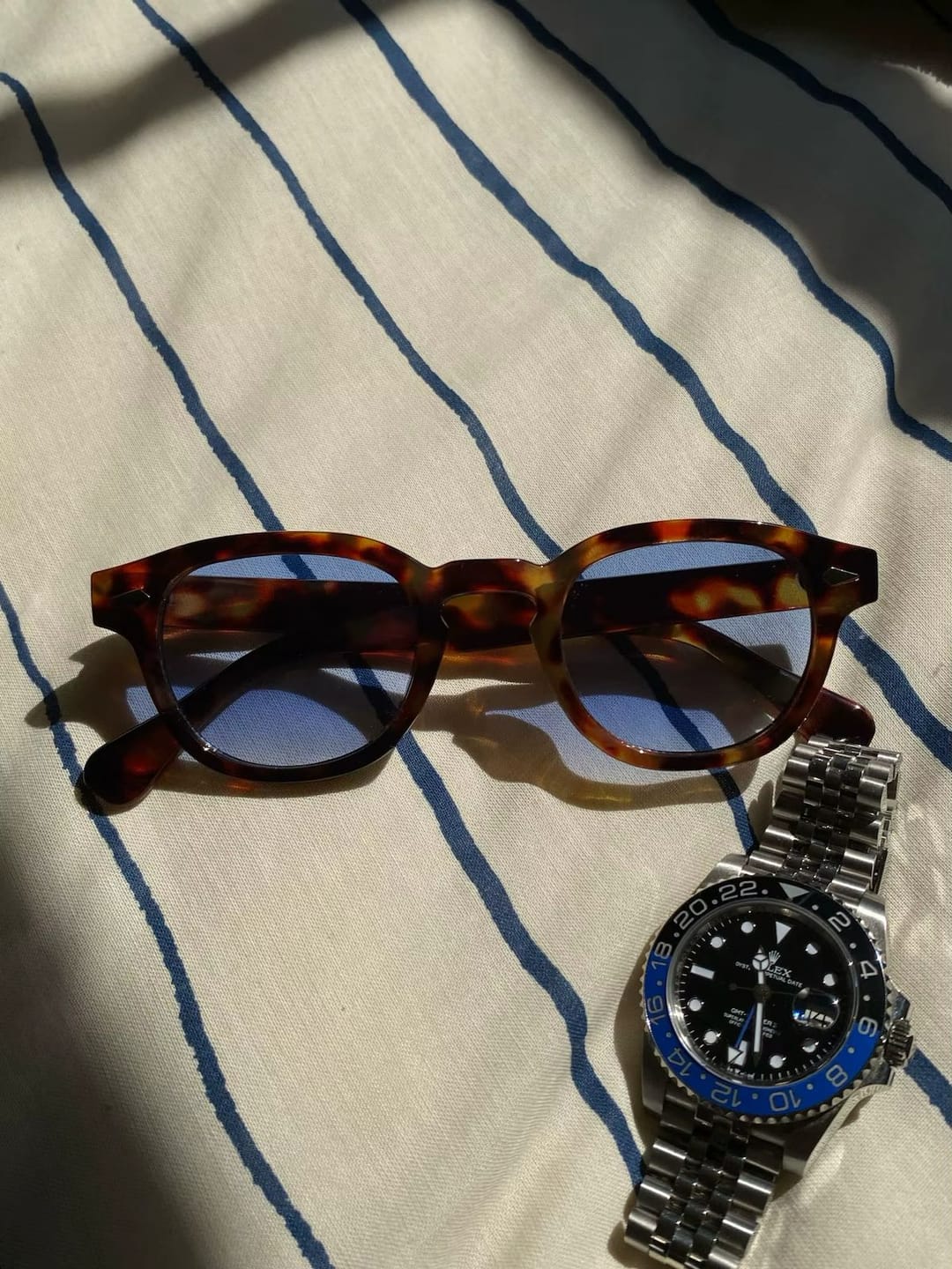 Customer photo review of Axel - Sunglasses