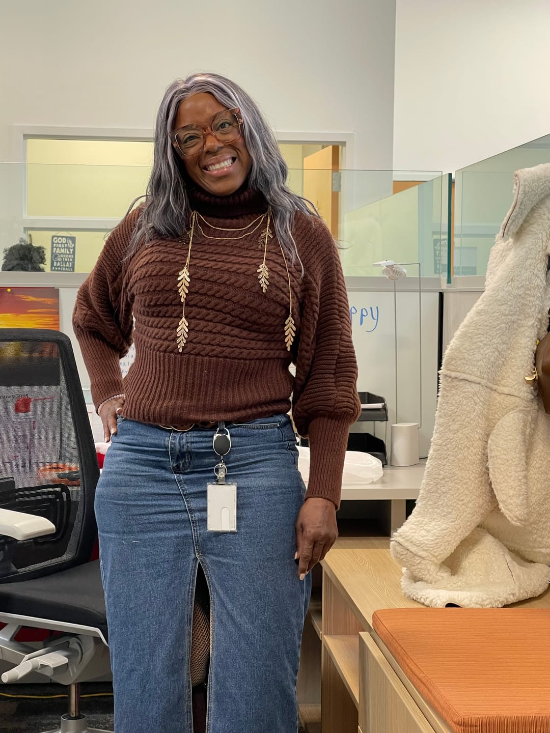 Customer photo review of Luvwin 13x4 Salt And Pepper White Money Piece Loose Wave Layered Cut Wig